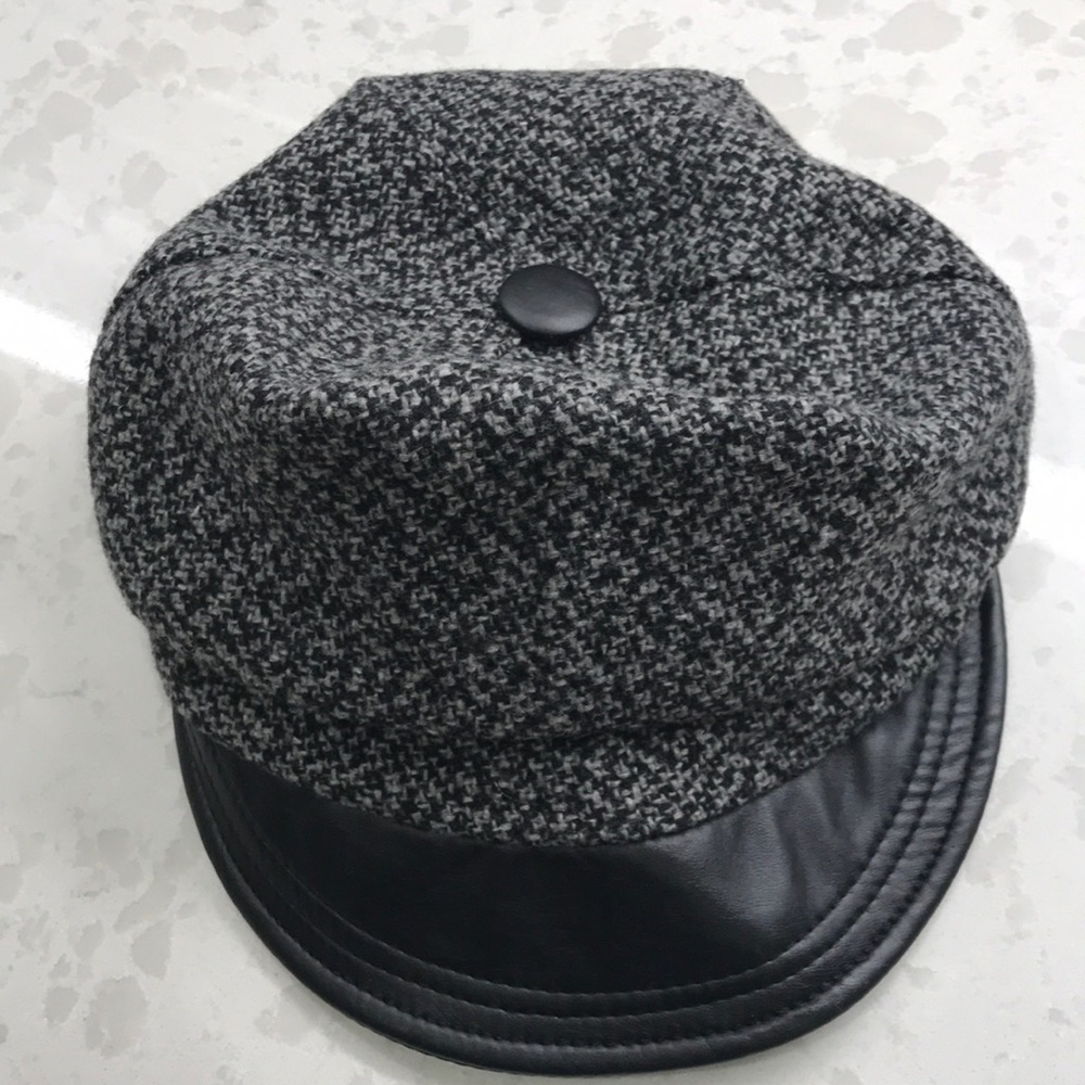 Tweed hat